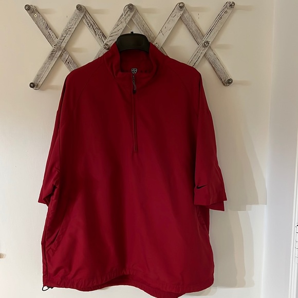 Nike Other - NIKE GOLF SHIRT (XL)